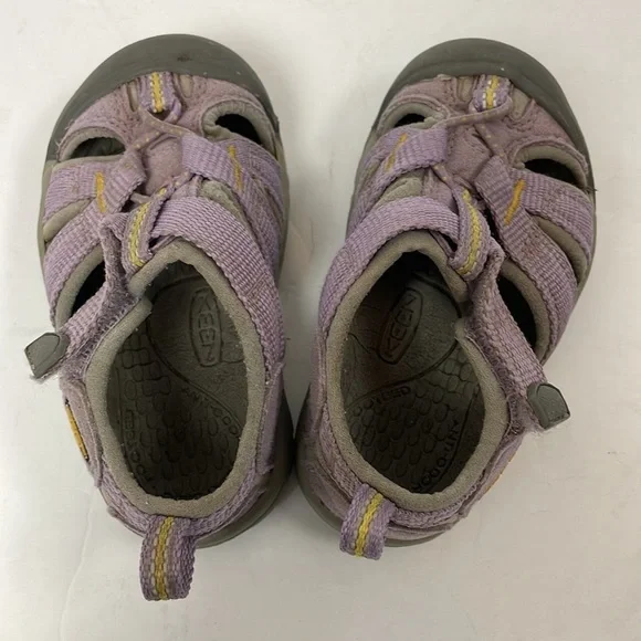 Keens purple newports size 5 - Picture 4 of 7